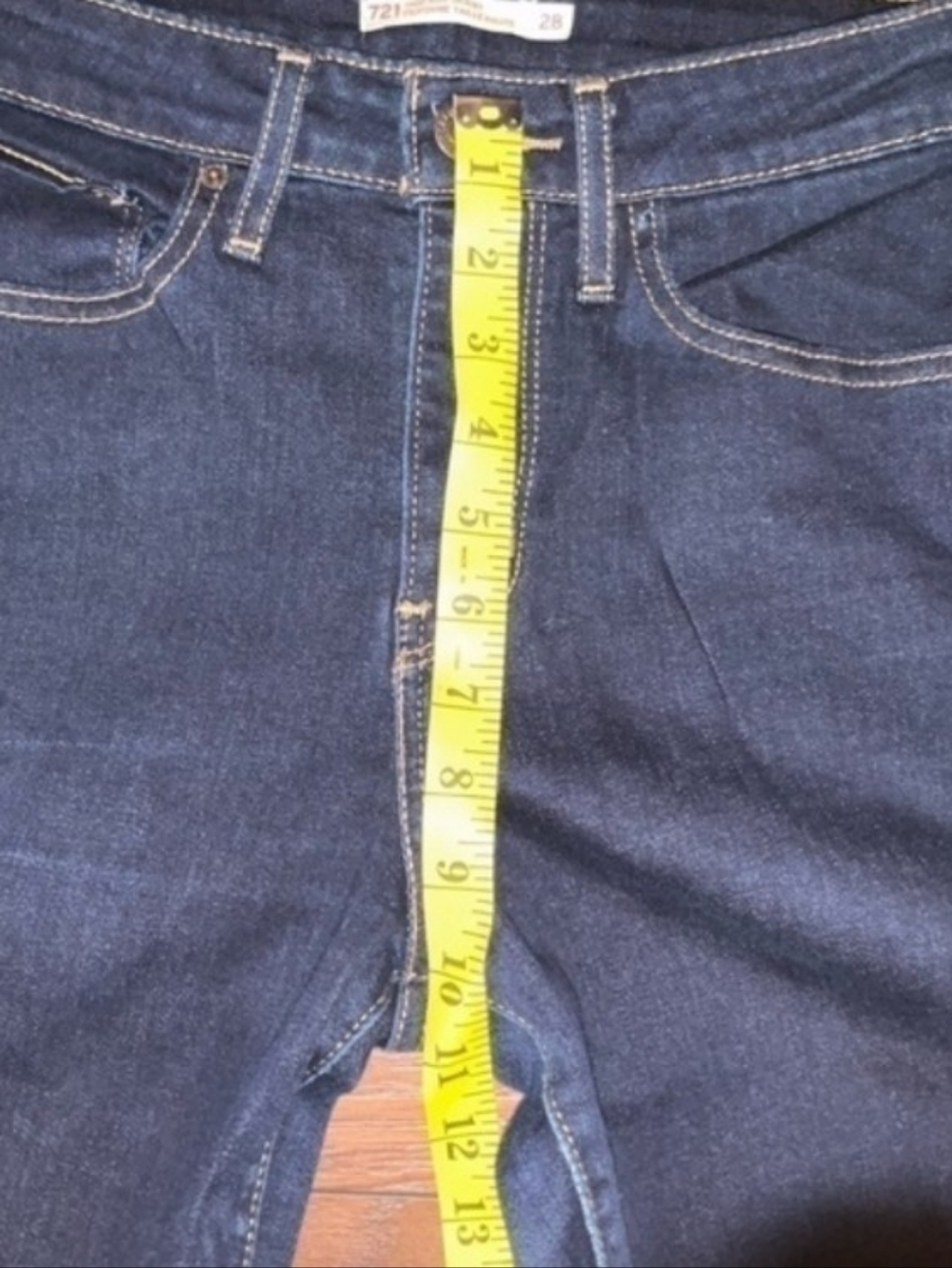 LEVI Strauss High Rise Skinny Jeans - Picture 5 of 12